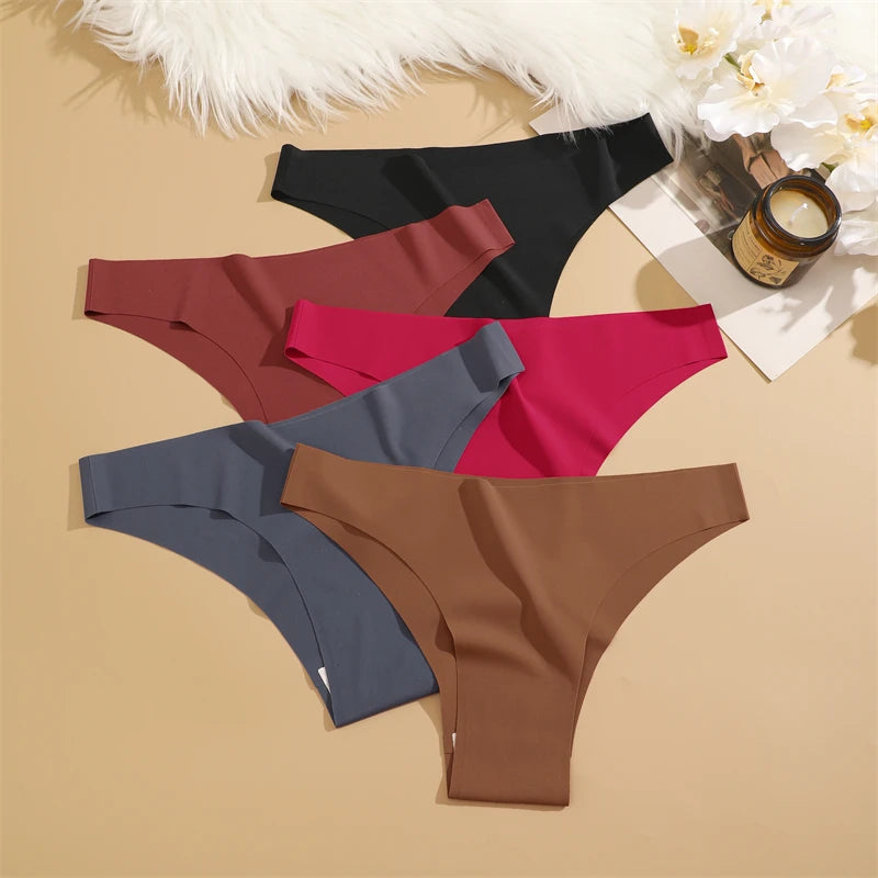 3-Pack Seamless Silk-Like Bikini Panties – Ultra-Thin & Low-Waist🌸