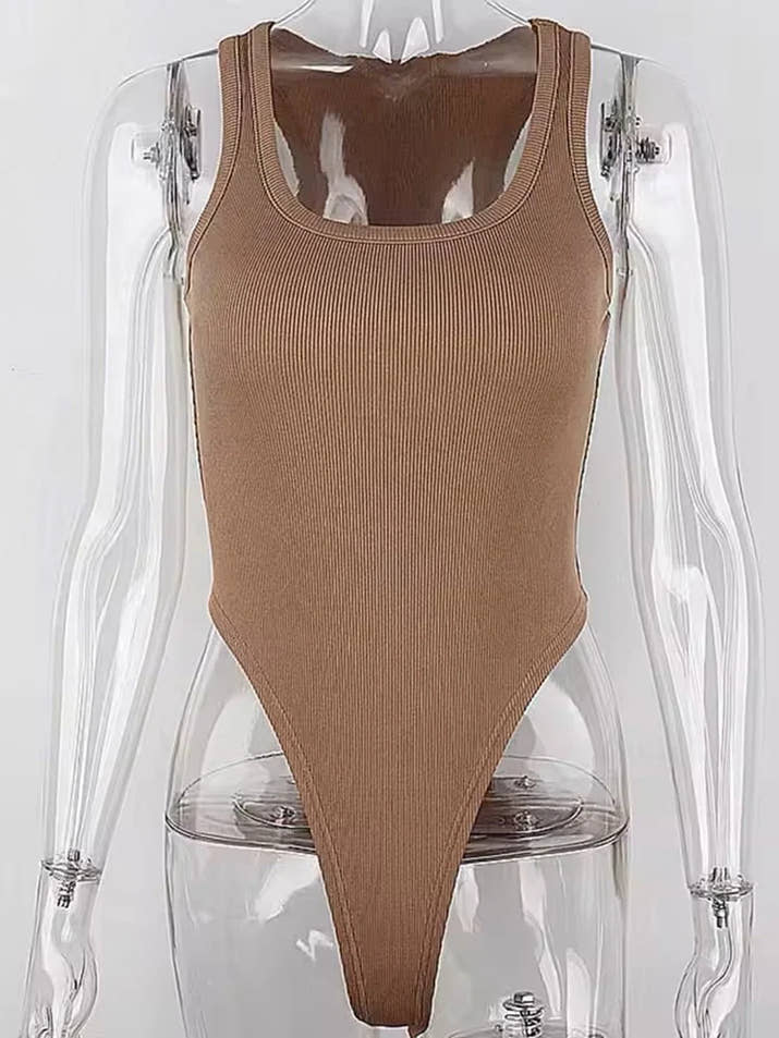 Sleeveless Off-Shoulder Bodysuit – Hot Summer Bodycon 🌟