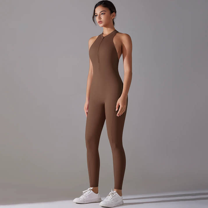 Tummy Control & Butt-Lifting Sports Bodysuit – Yoga & Gym 🌟