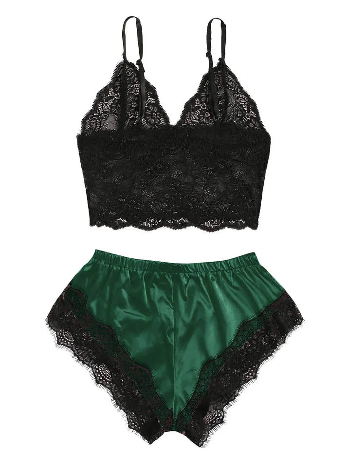 Sexy Lace Pajama Set – Bralette Cami Top & Shorts 🌙