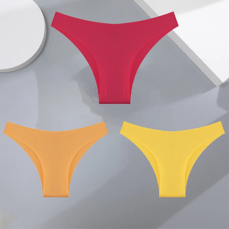 3-Pack Seamless Silk-Like Bikini Panties – Ultra-Thin & Low-Waist🌸