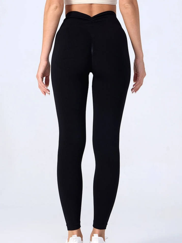 Seamless High Waist Sports Pants 🍑 V-Fold Peach Hip Lift
