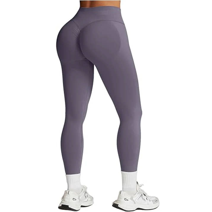 High-Waist Hip-Lifting Gym Pants – Solid Color Fitness & Yoga Leggings 💪