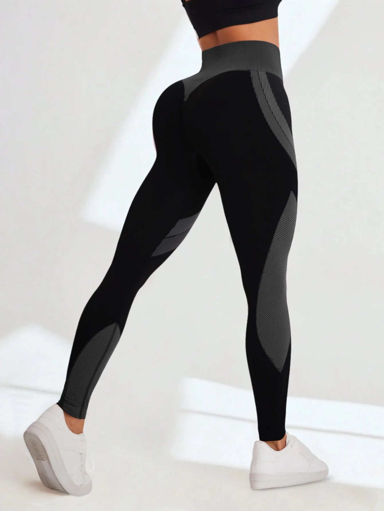 Seamless High-Waist Yoga Leggings – Tummy Control & Butt-Lifting♀️