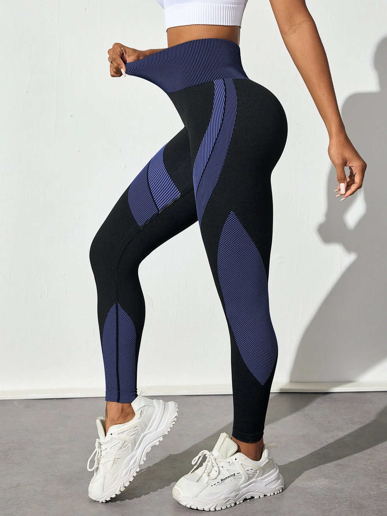 Seamless High-Waist Yoga Leggings – Tummy Control & Butt-Lifting♀️