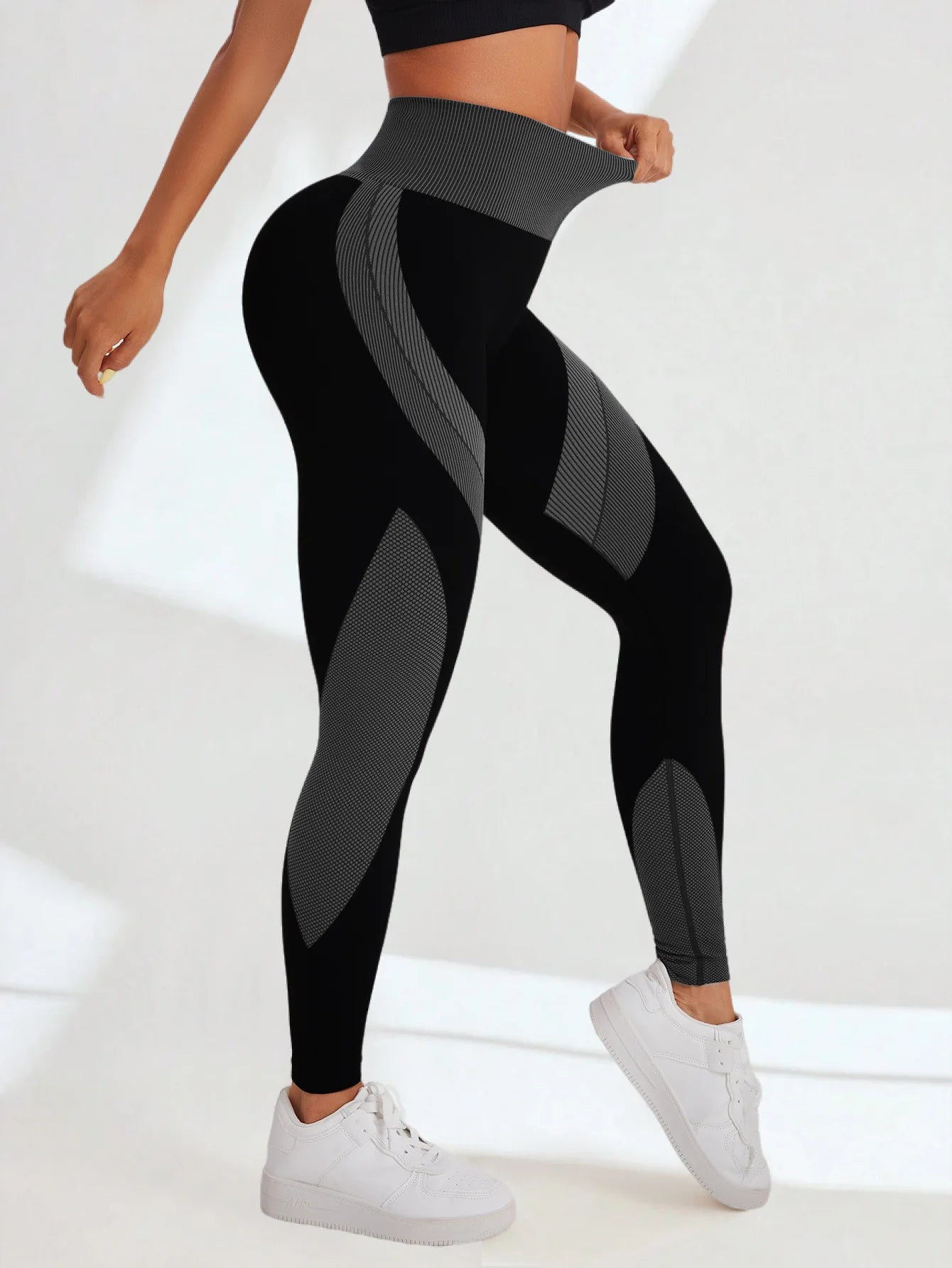 Seamless High-Waist Yoga Leggings – Tummy Control & Butt-Lifting♀️